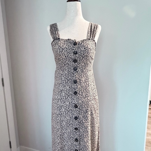 Japna Animal Print Button-Down Midi Dress - Picture 4 of 7